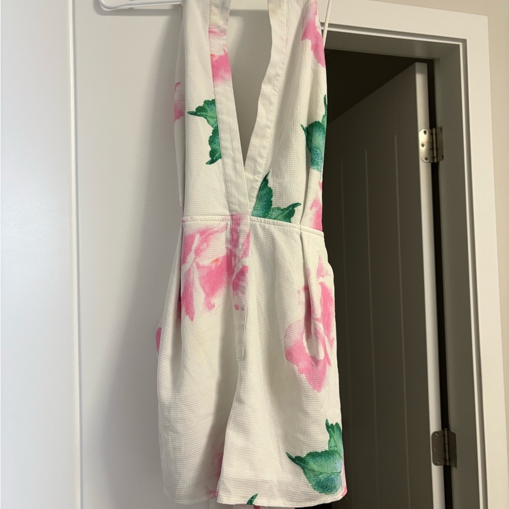 L'ATISTE Pink and White Textured Romper